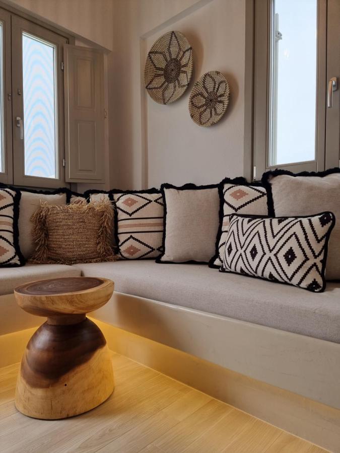 Lovely House At Village Center Oia (Santorini)