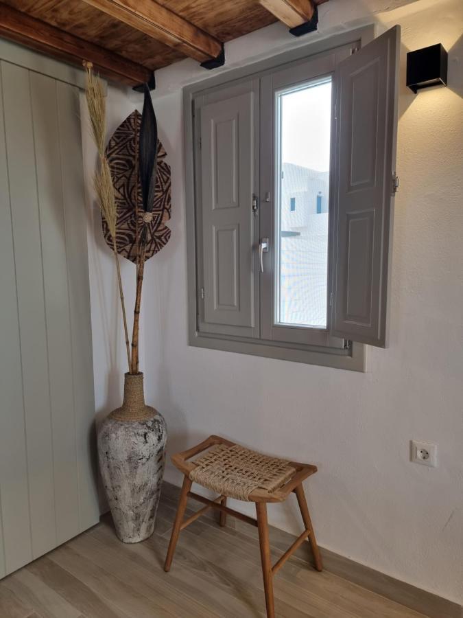 Lovely House At Village Center Oia (Santorini)