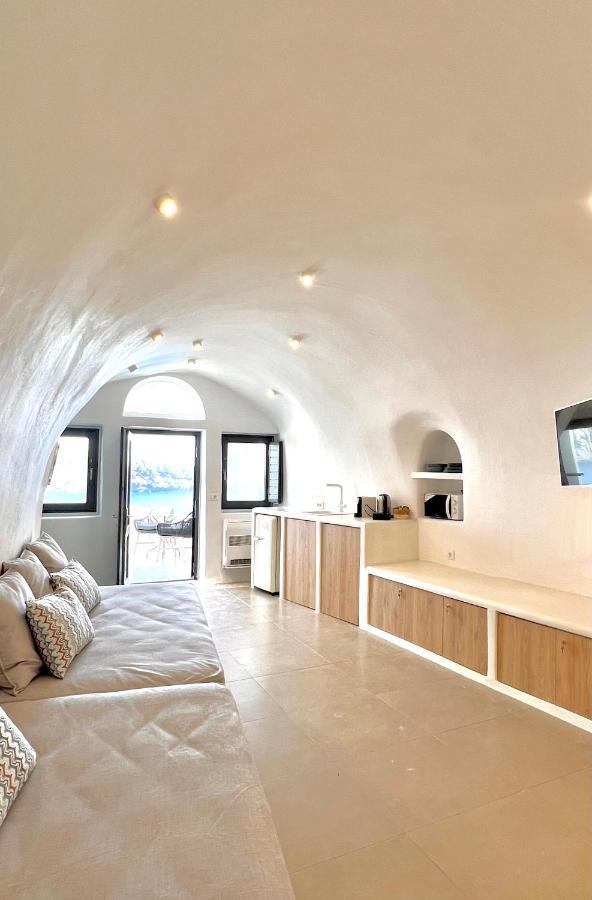 Angle Cavehouse Holiday home *