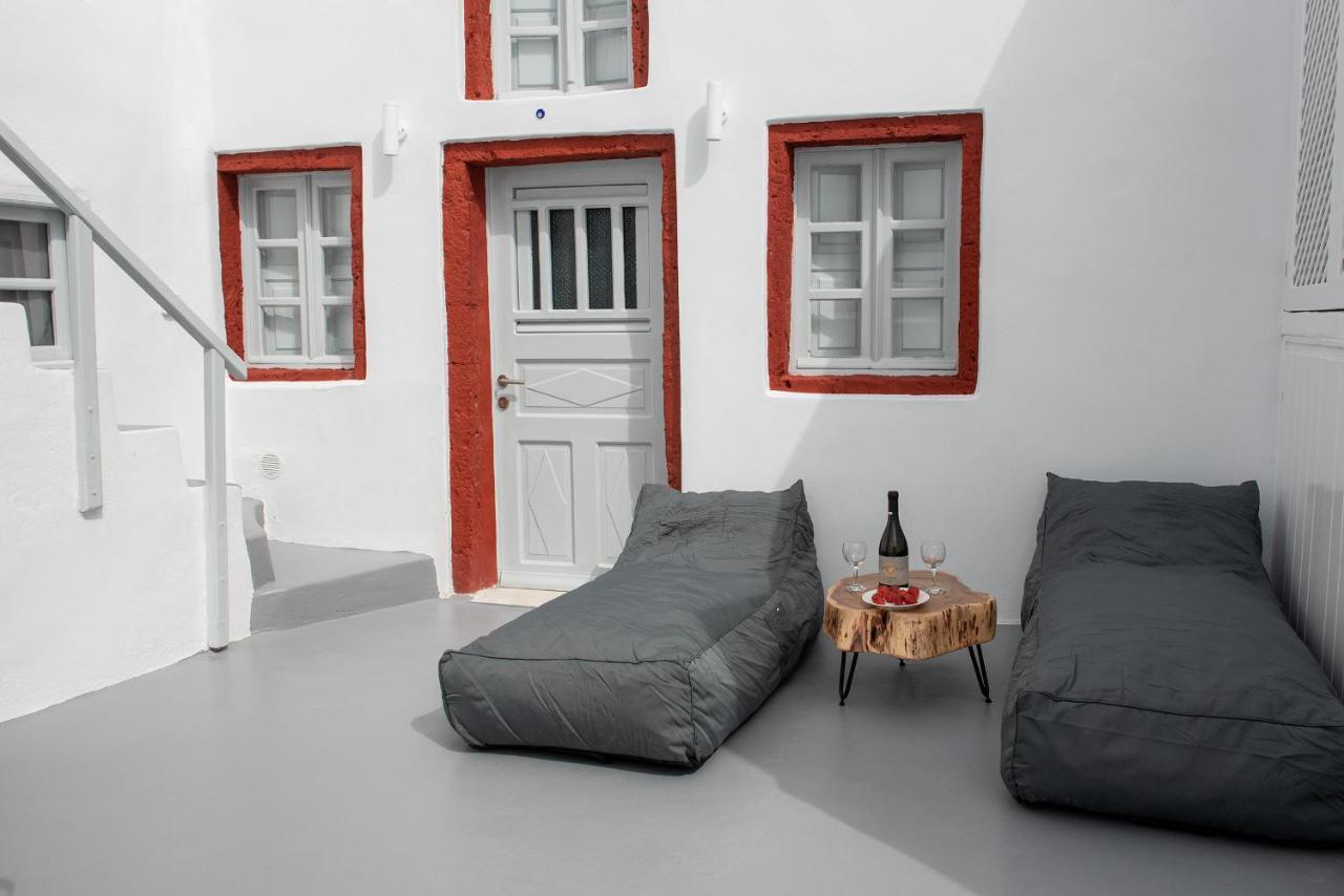 Villa Ambi Santorini *