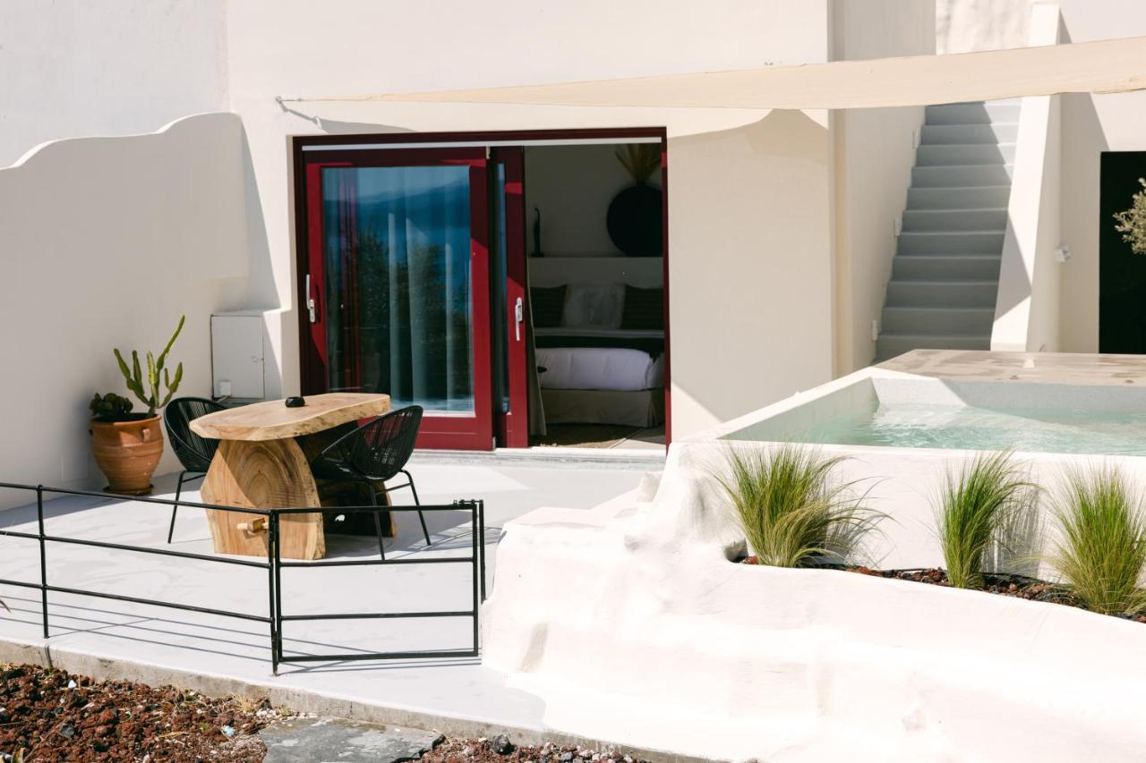 Le Cote * Oia (Santorini)