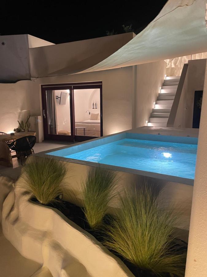 Le Cote * Oia (Santorini)