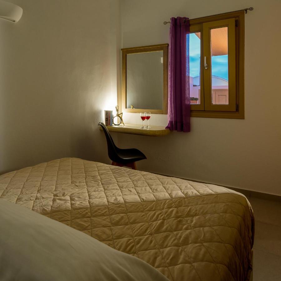 Heart Of - Private House With Jacuzzi Oia (Santorini)