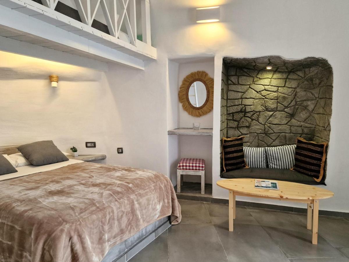 Aqua & Terra Traditional Cave Villa *