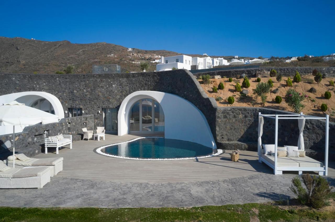 Danae Santorini