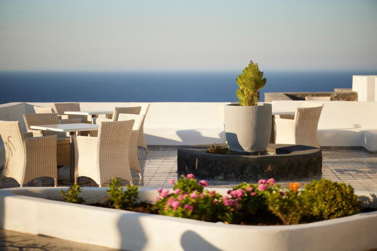 Danae Santorini Hotel 4*