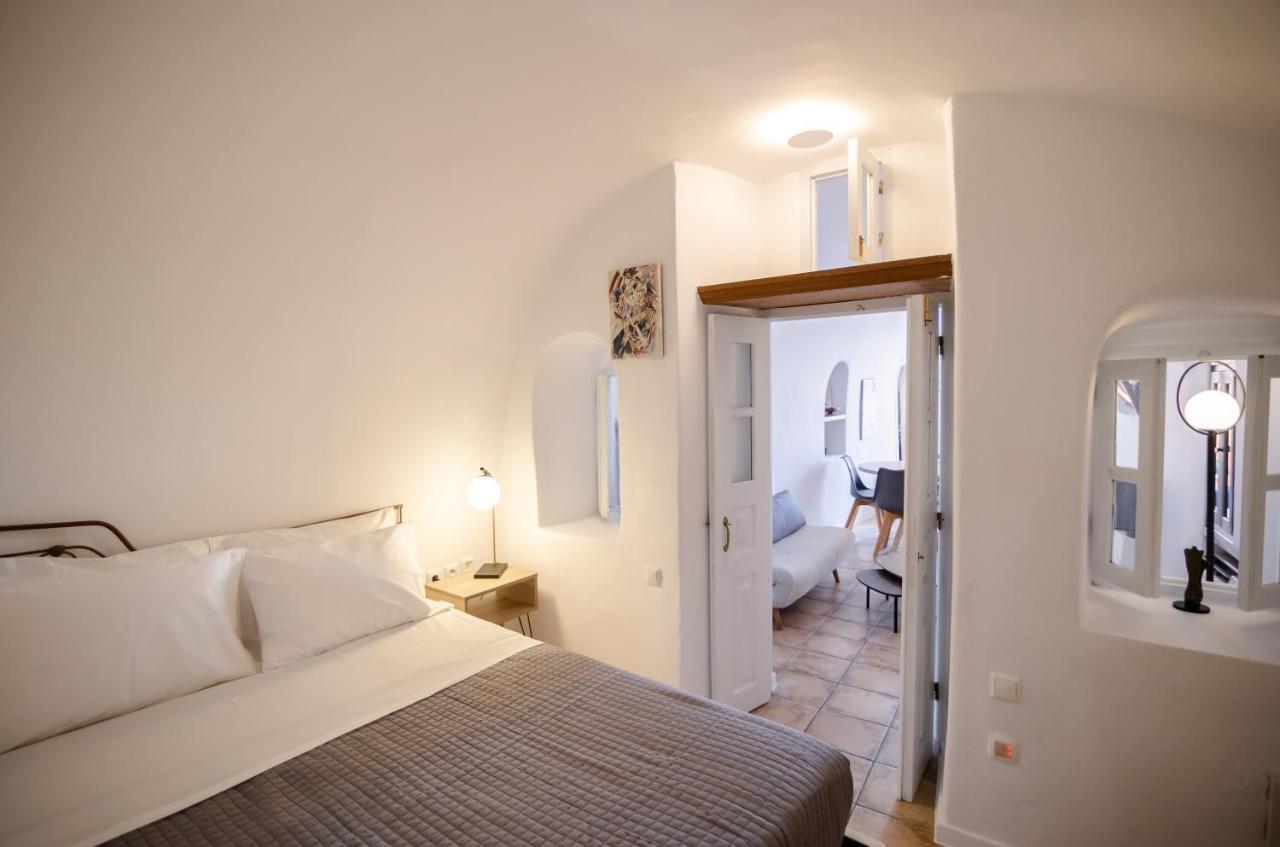 Ambrosia Holiday home Oia (Santorini)