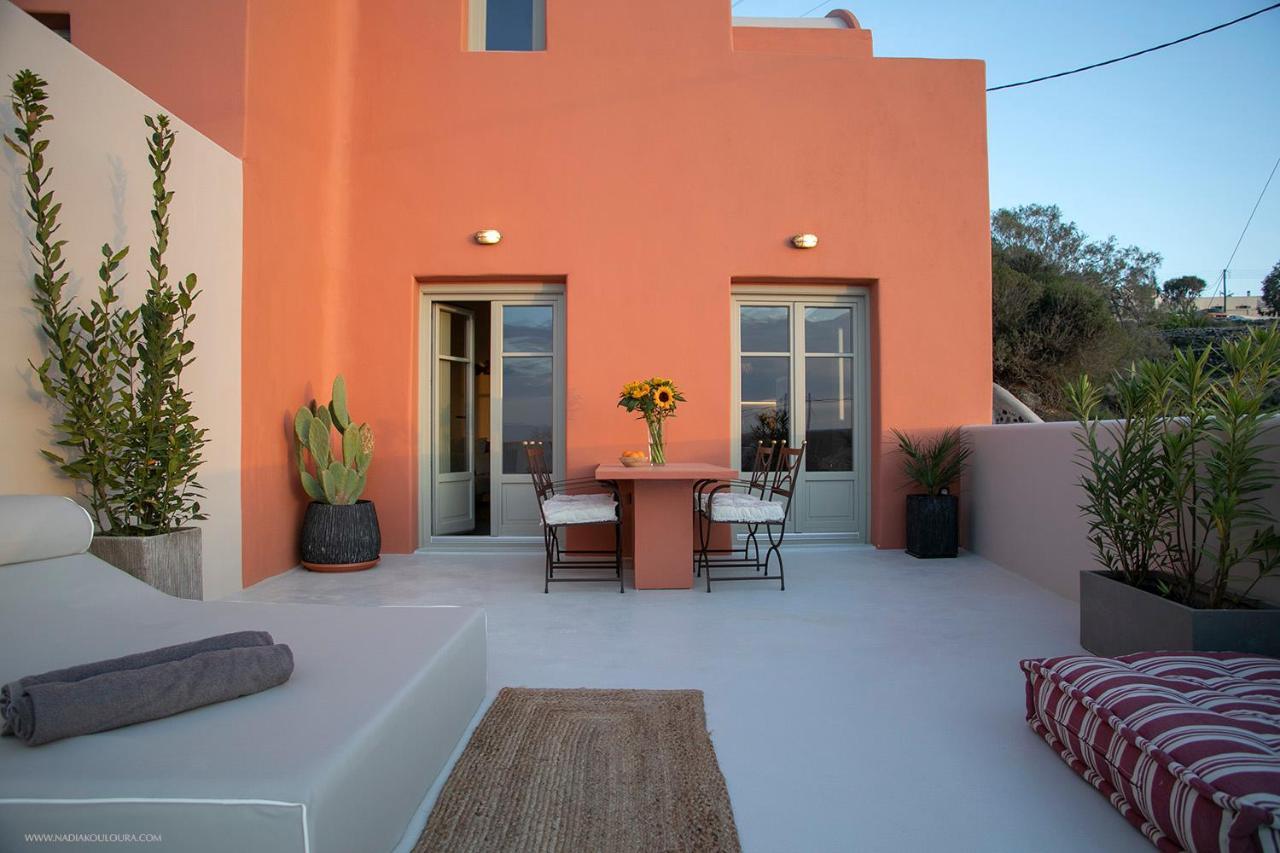 Villa Pink Freud Santorini