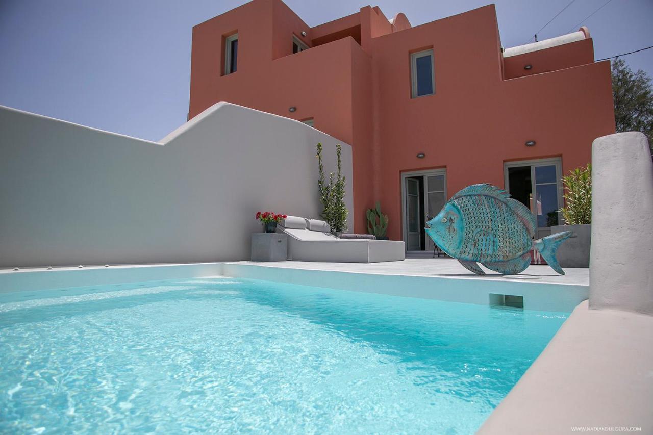 Pink Freud Santorini * Oia (Santorini)