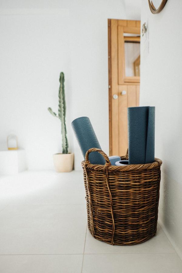 Kalyva Cycladic House - Santorini * Oía