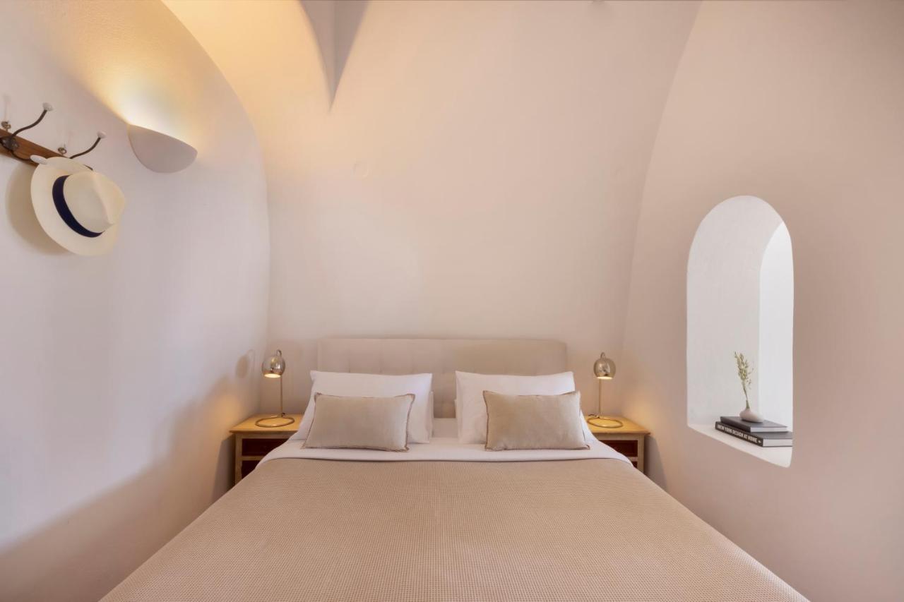 Bluedome Cavehouses By Otium * Ia