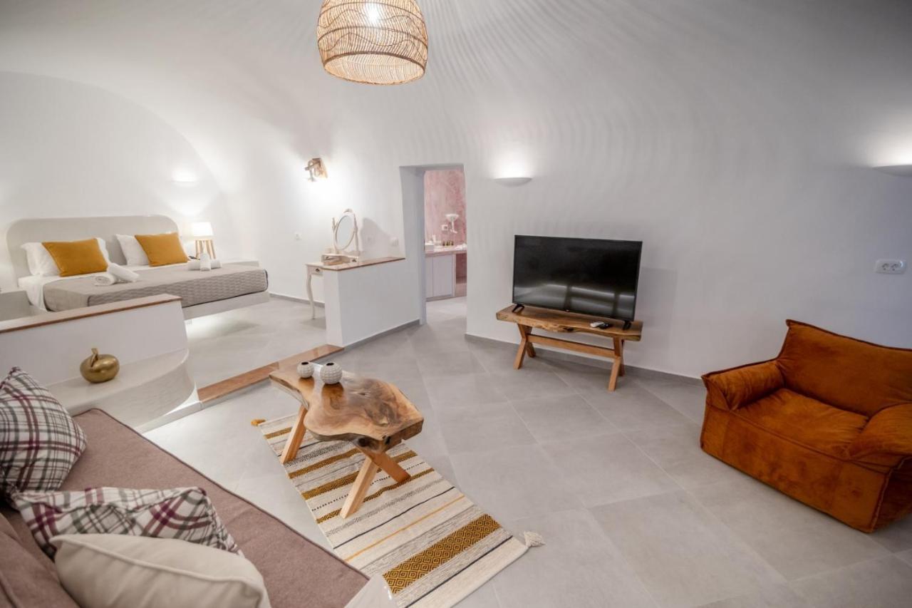 Sun Angelos - Luxury Cave Aparthotel 4*