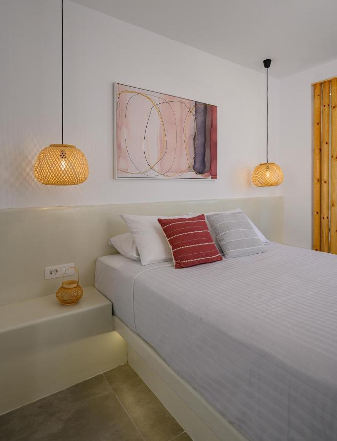Thoe Apartment Oia (Santorini)