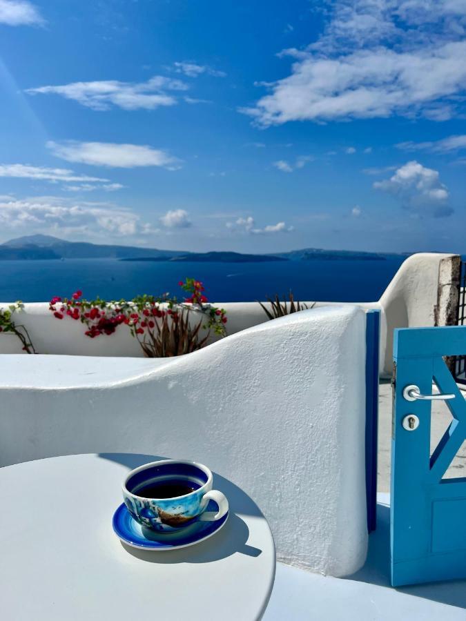 Aristos Life Luxury Cave Oia (Santorini)