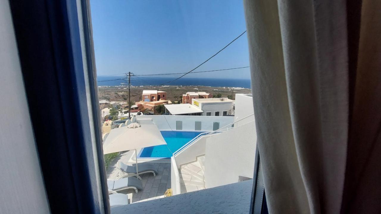 Olympic Oia (Santorini)