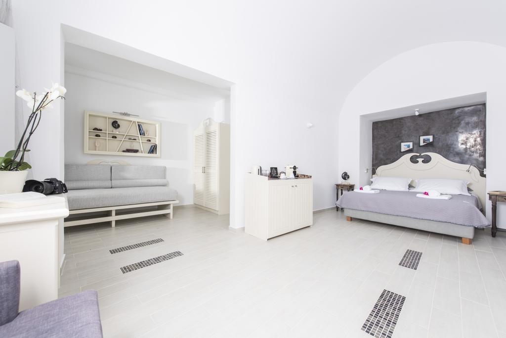 Ambition (adults Only) 3* Oia (Santorini)