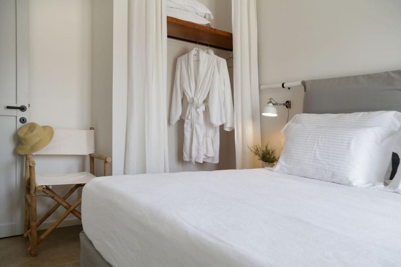 Vhs Santorini Athiri Villa Finikia