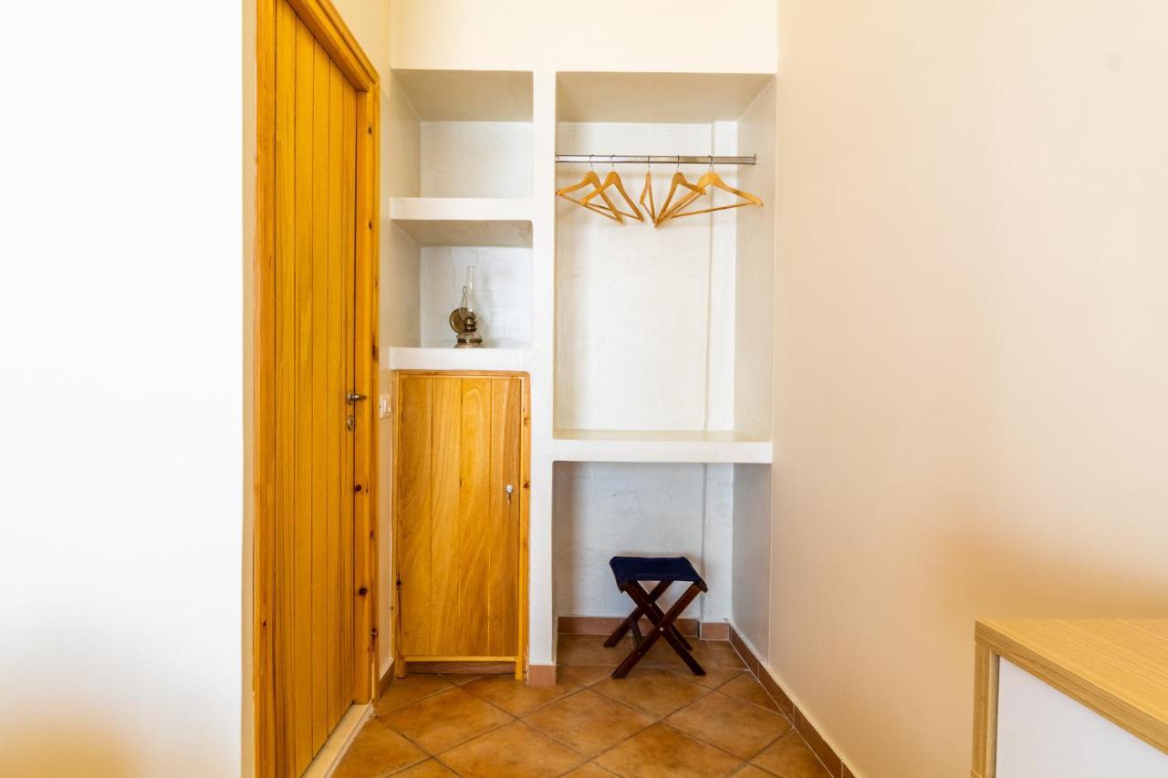 Guest house Ostria Caldera *