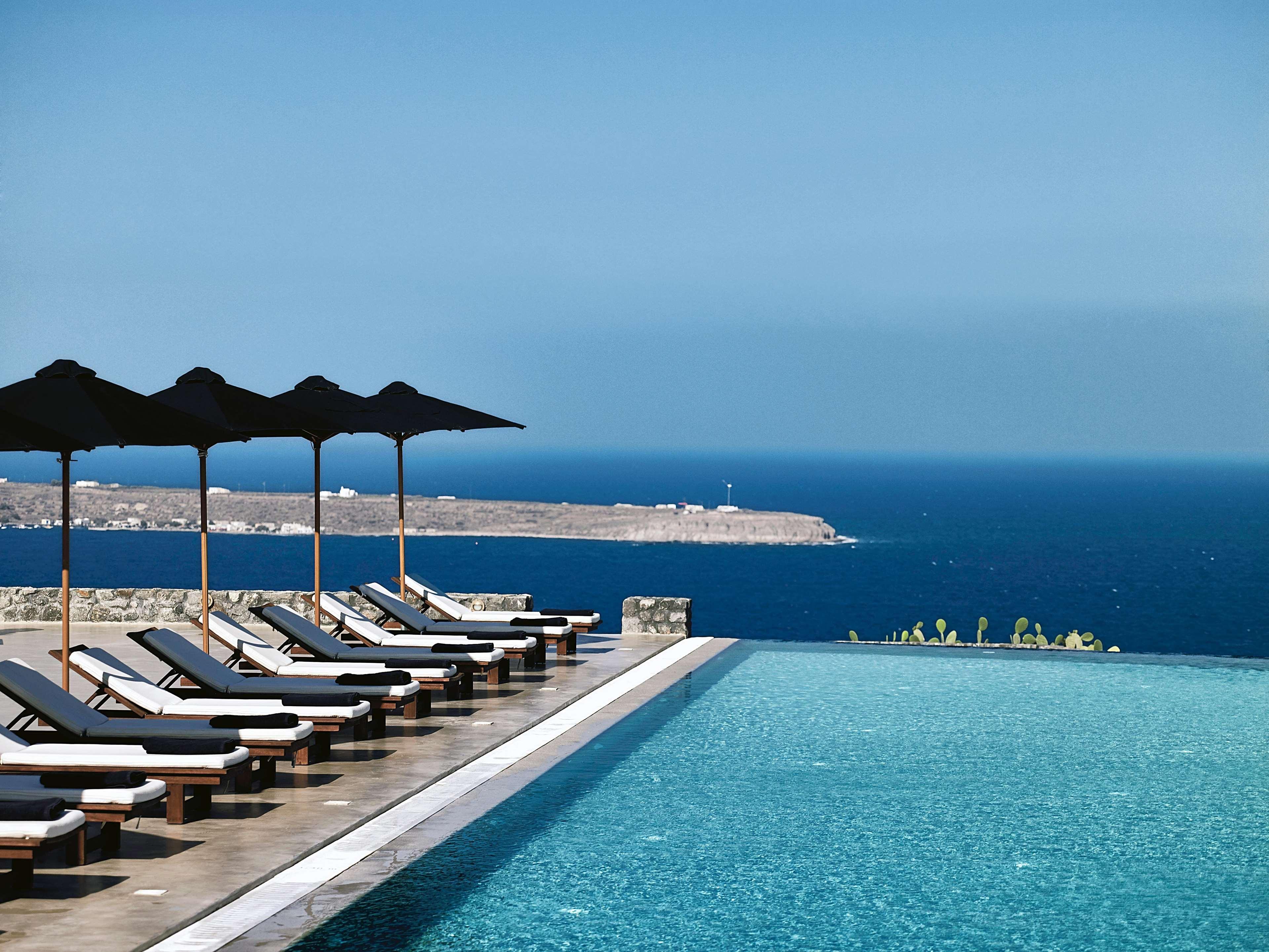 Hotel Santo Pure & Oia (Santorini)