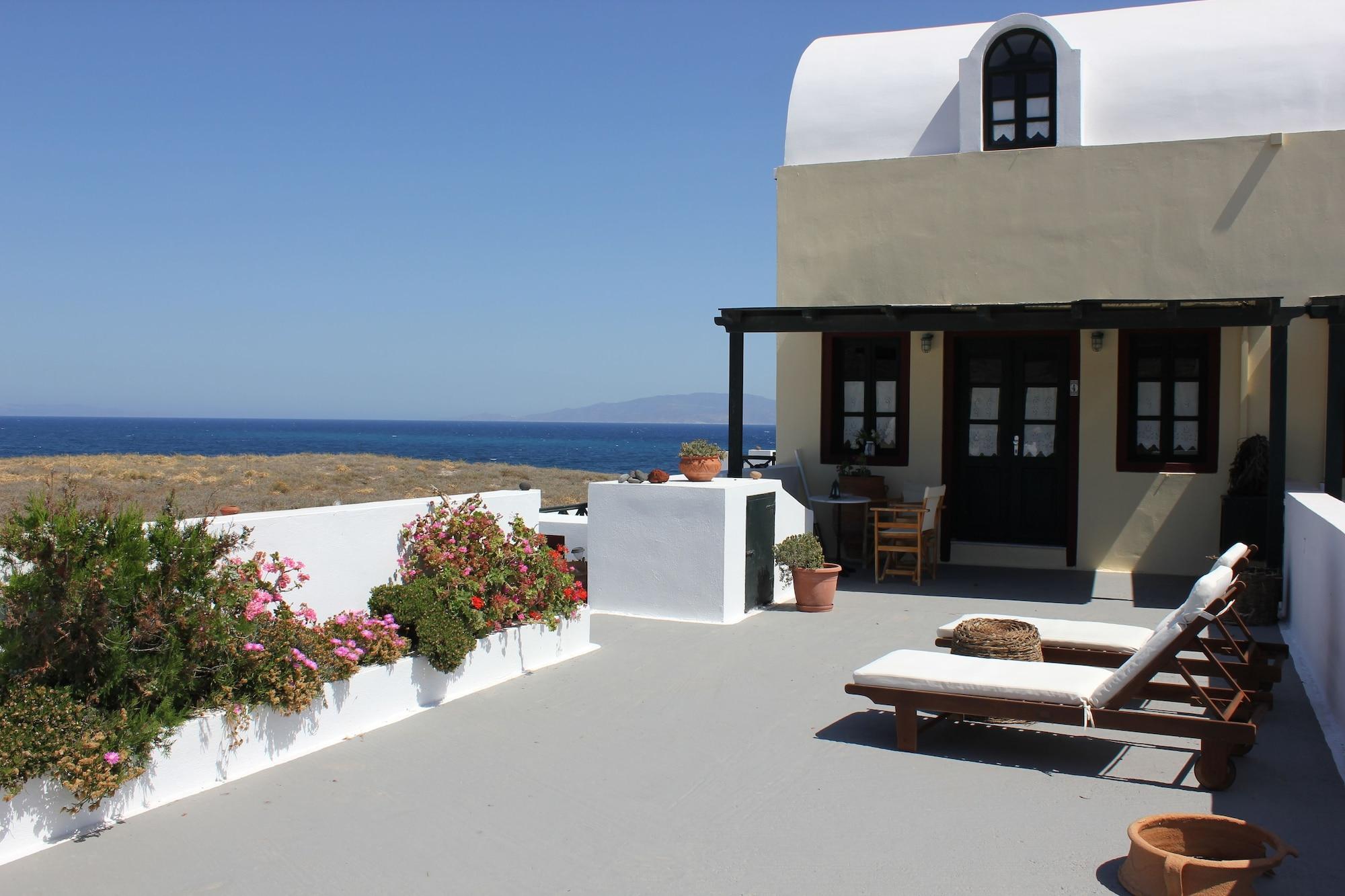 Vrachia & * Oia (Santorini)