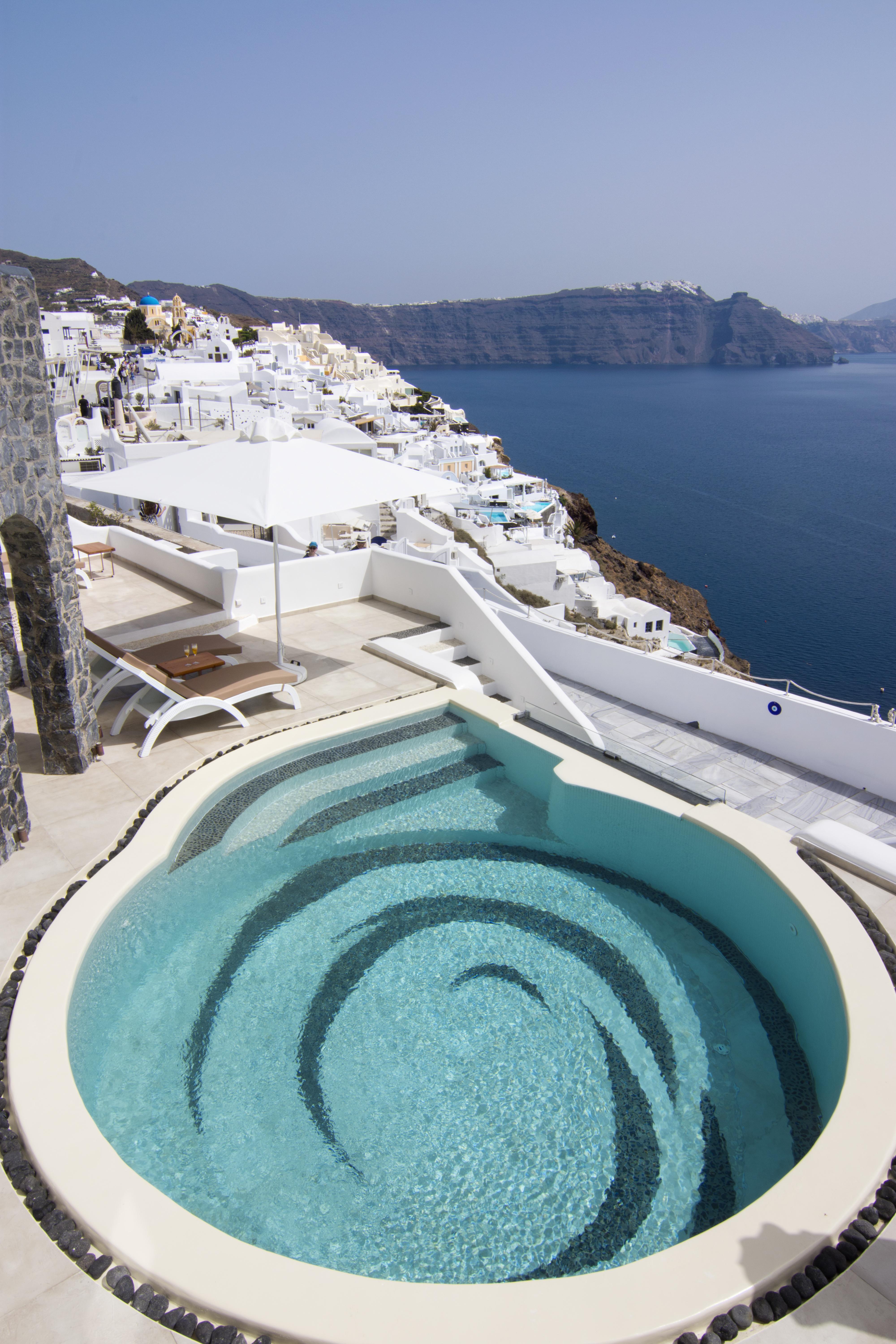 Hotel Santorini Secret Premium 4*