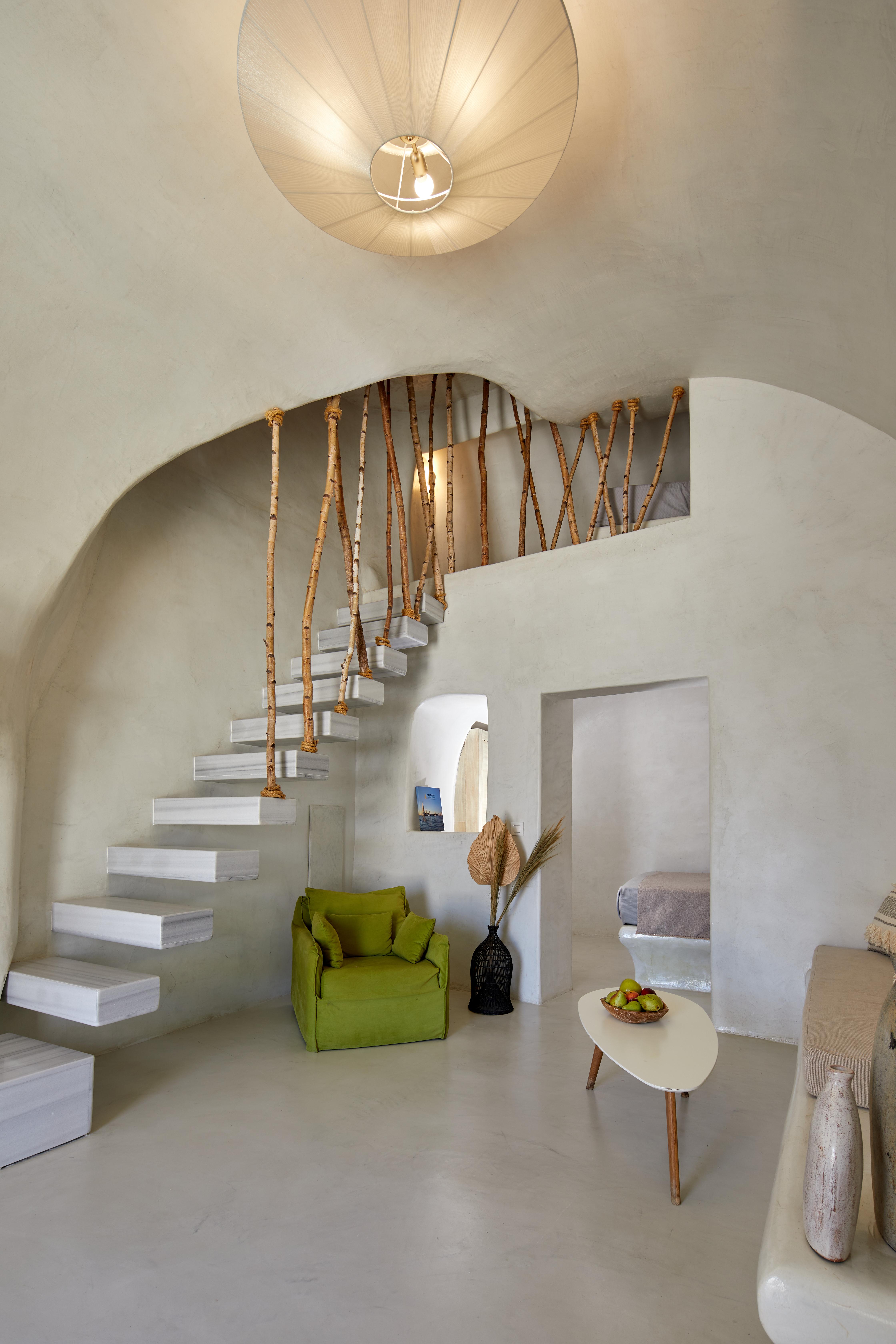 Rhenia's Hotel 4*