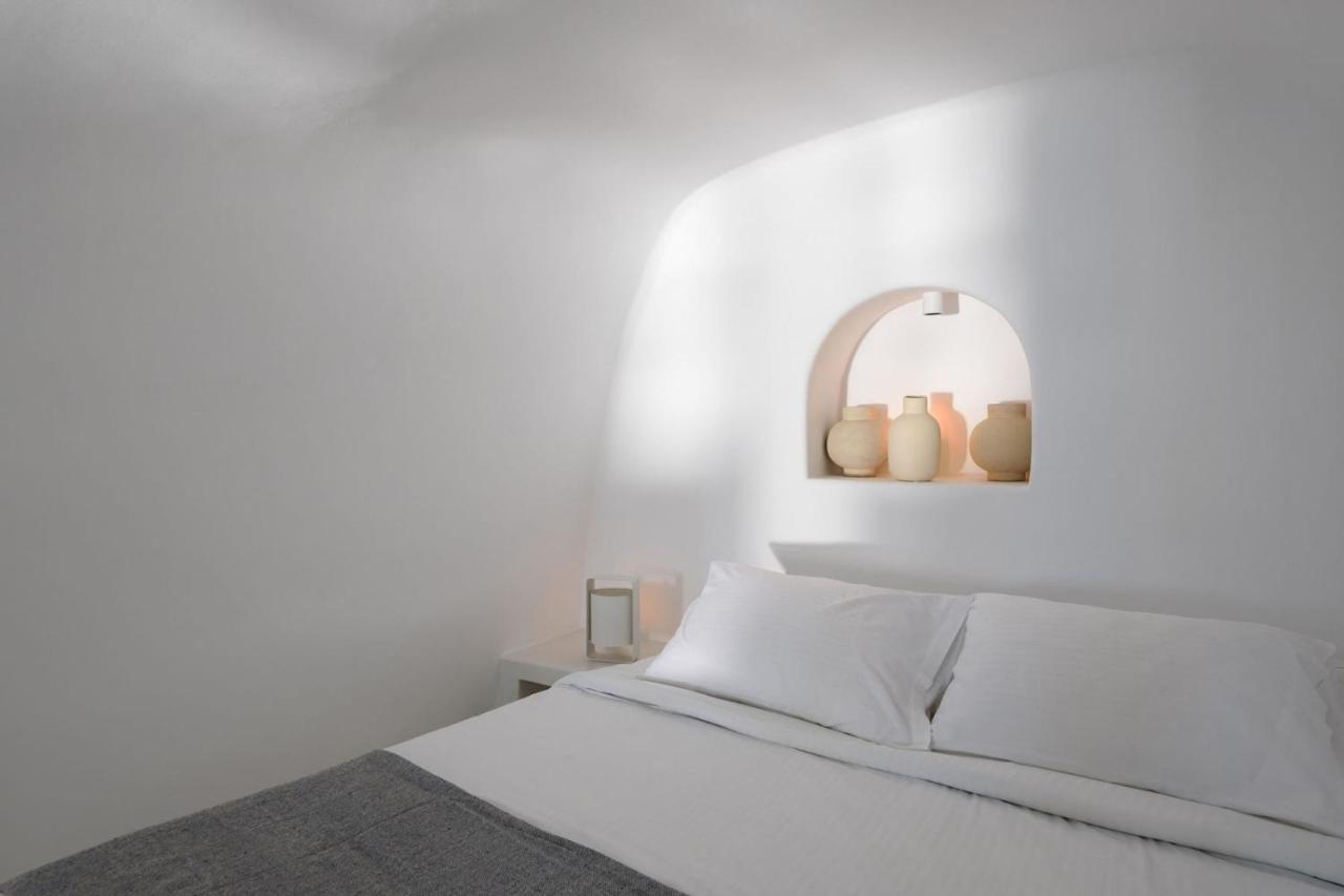 Lcv Oia Lathouri Cave Villa With Heated Plunge Pool *