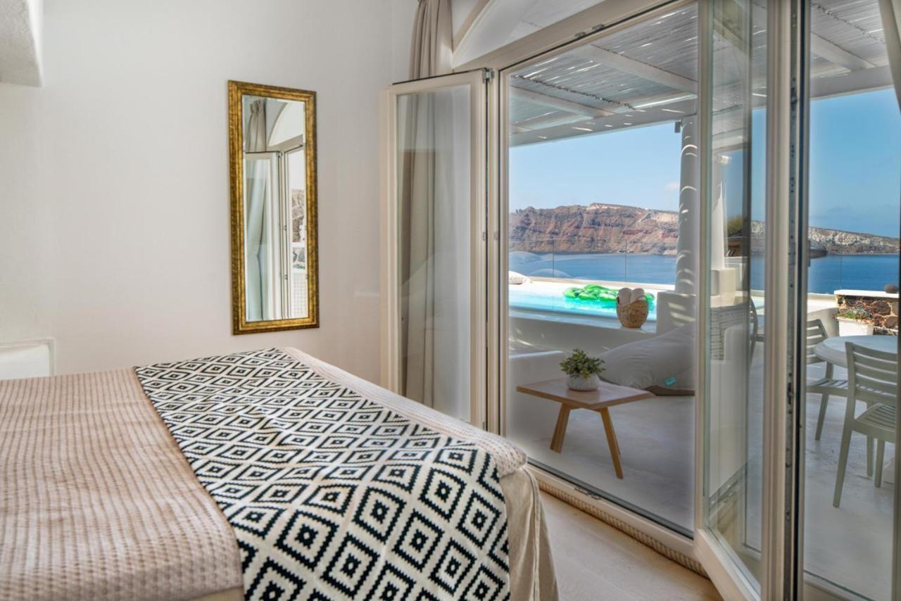 Ovs Oia The Villa Ode Santorini