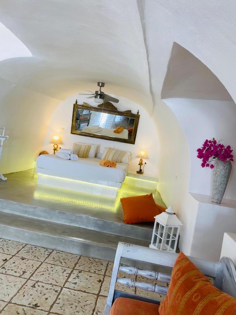 Palm Tree Hill Country house *
