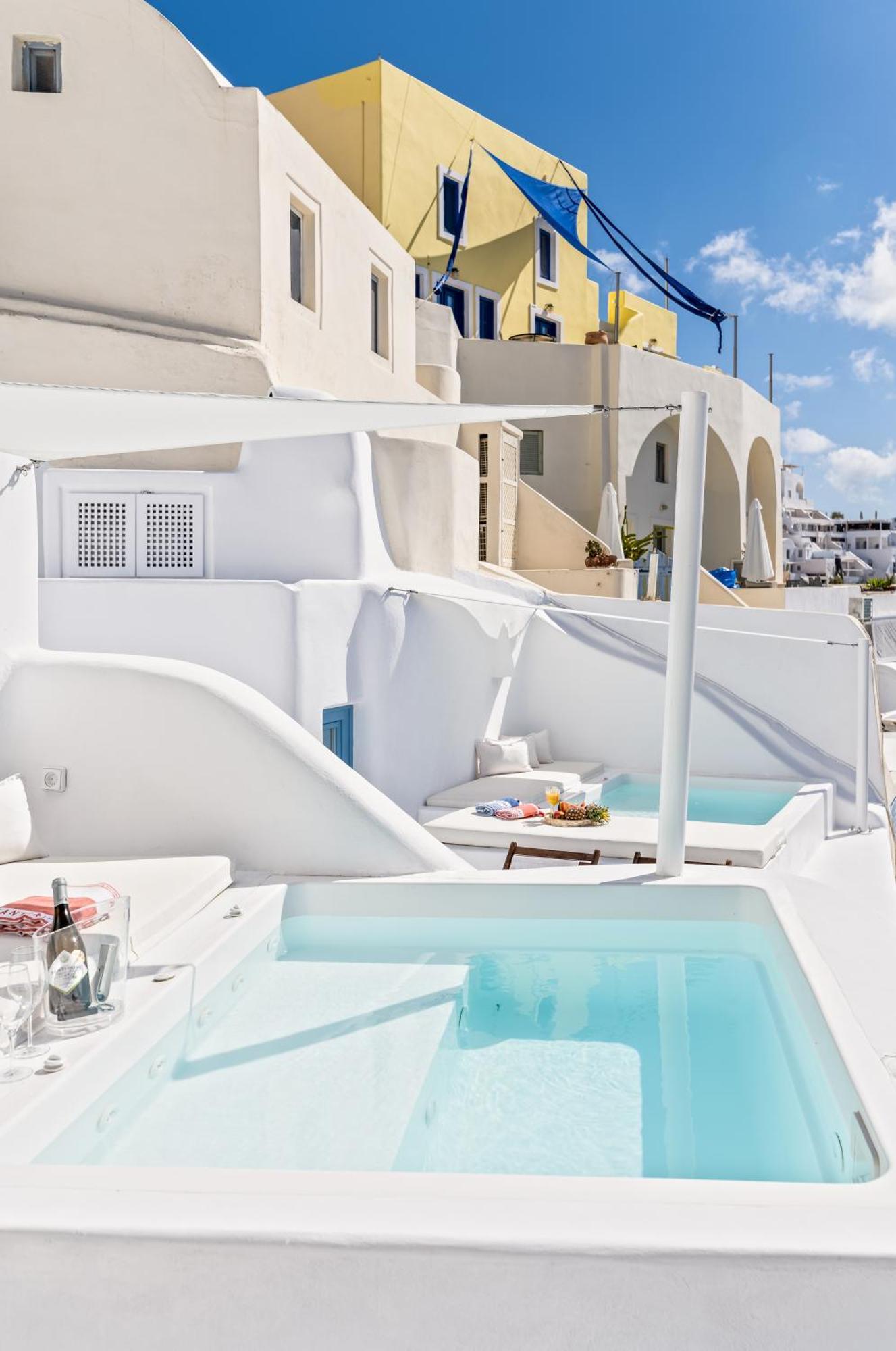 Aristos Life Luxury Cave Pousada *