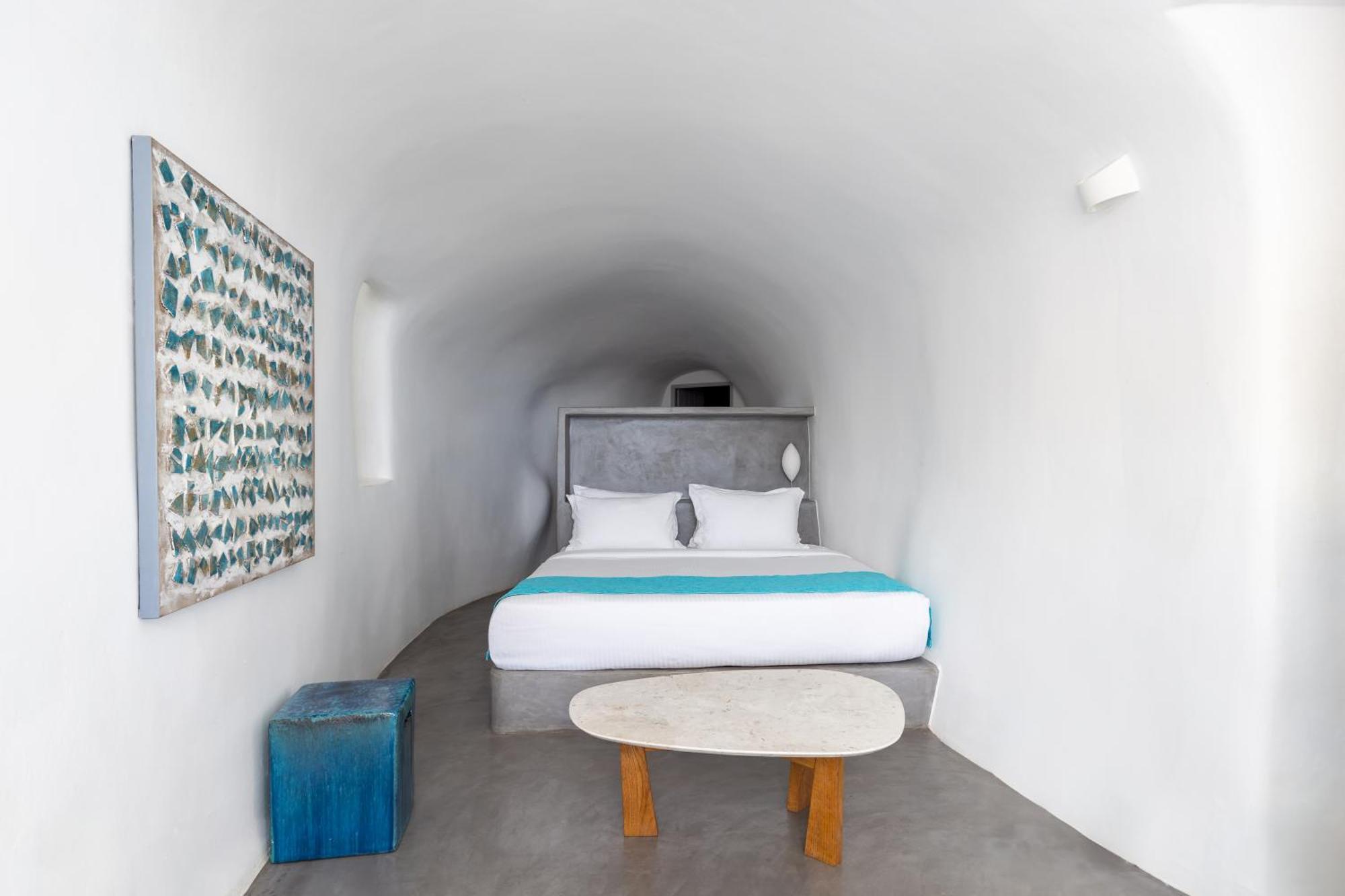 Danae Santorini 4*