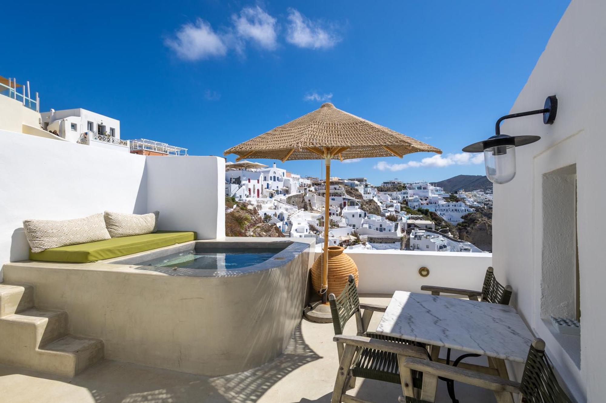 Hotel Rhenia's 4*