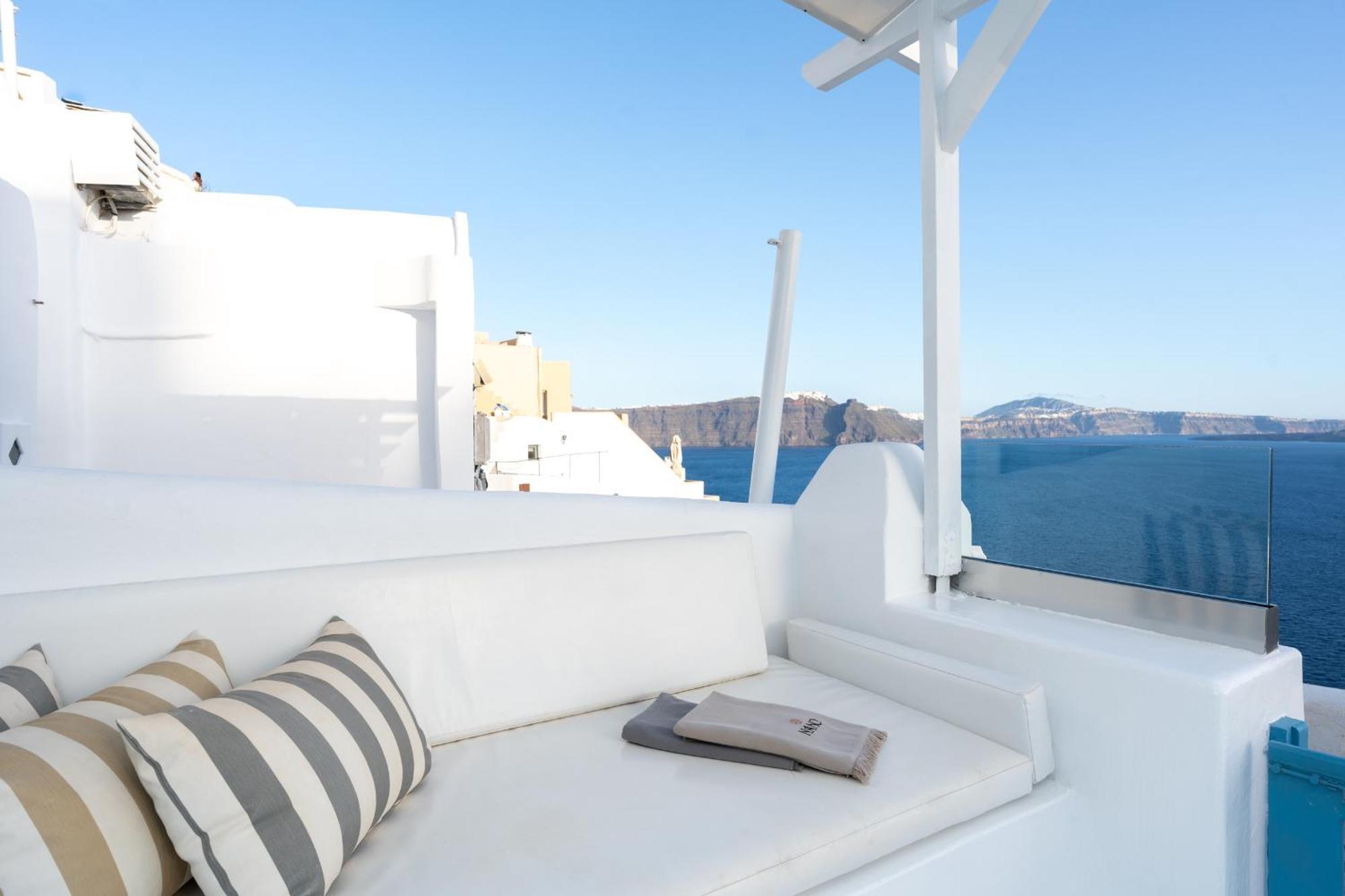 Nano Armonia Villa Oia (Santorini)