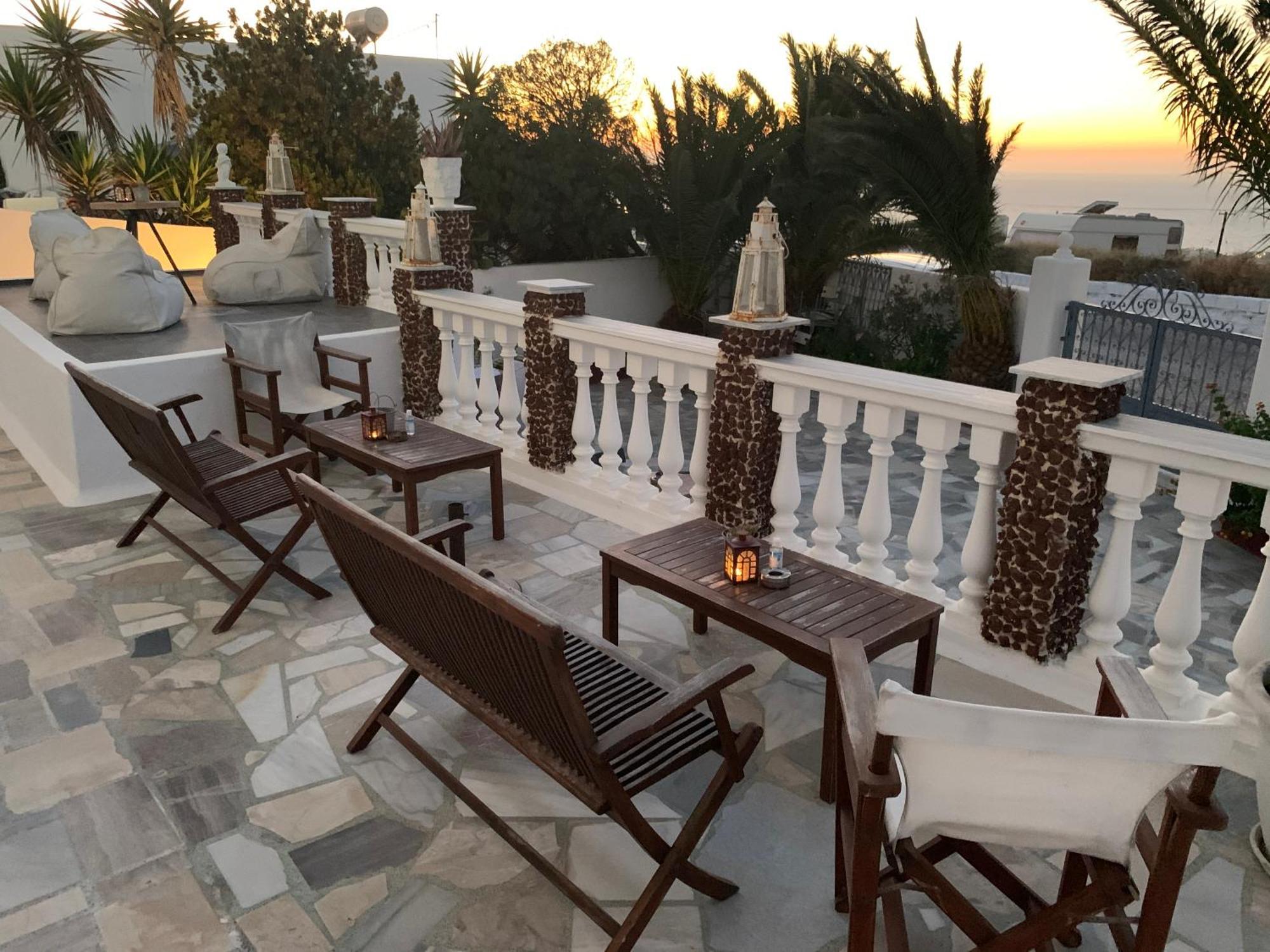 Maryloujohn Oia (Santorini)