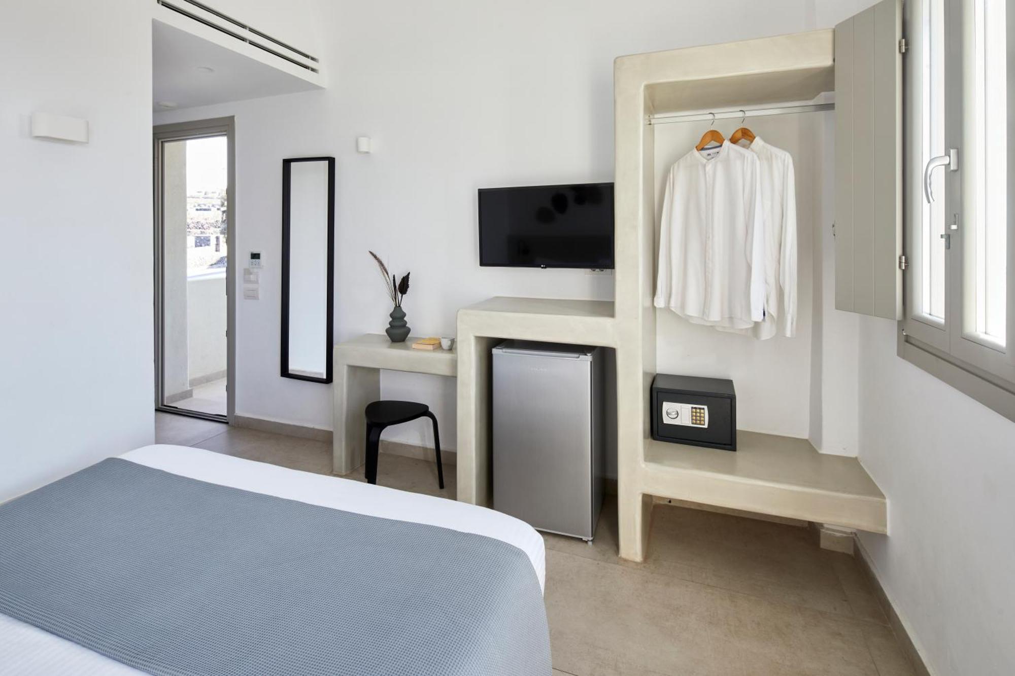 Adorno 3* Oia (Santorini)