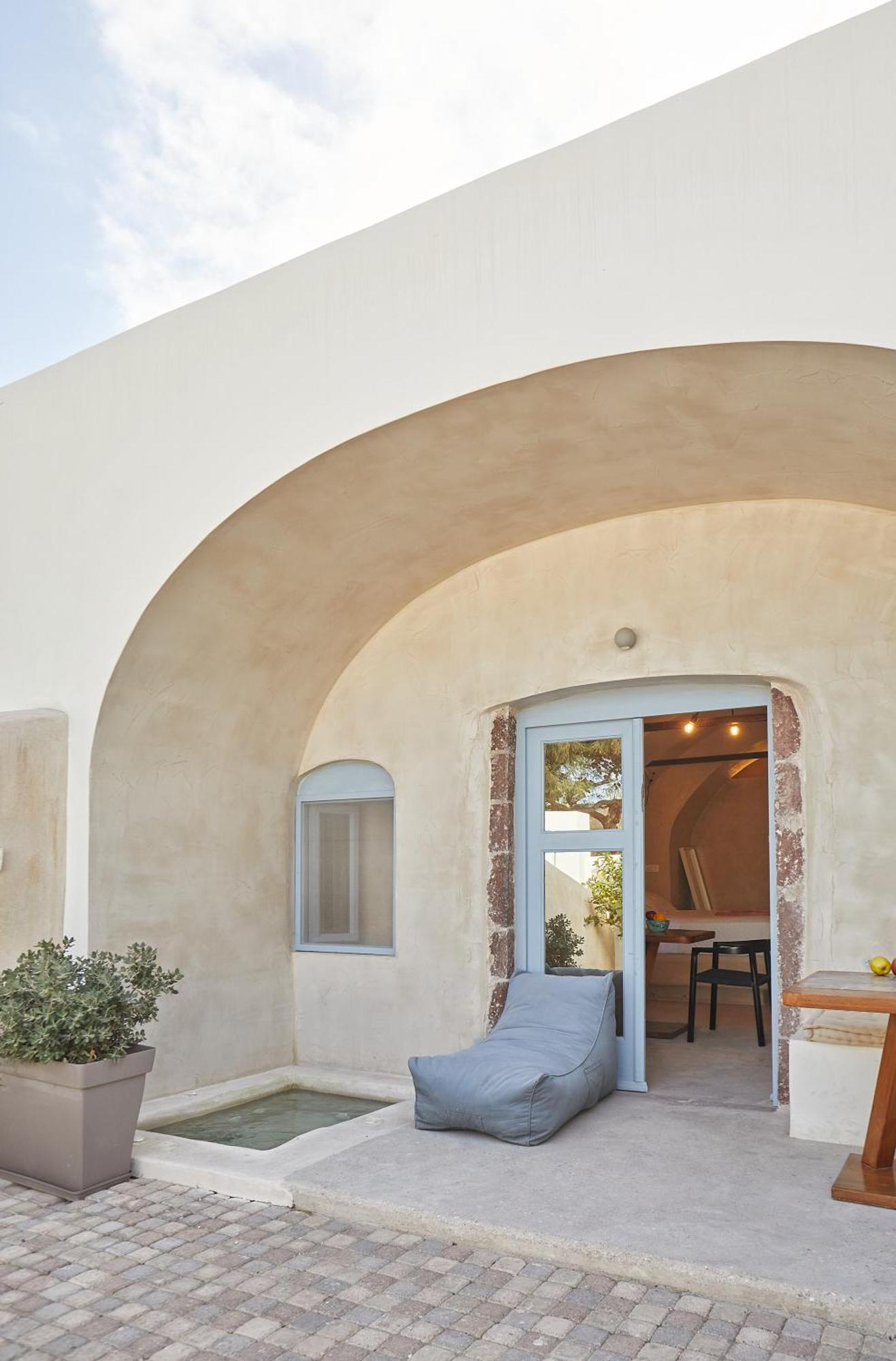 Oia's Cellars Apartment *
