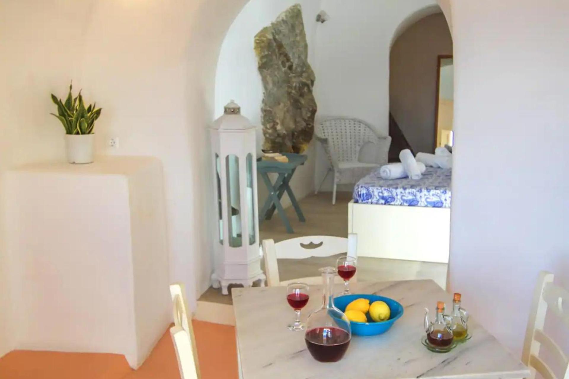 Luxury Cave At Oia, Greece Holiday home *