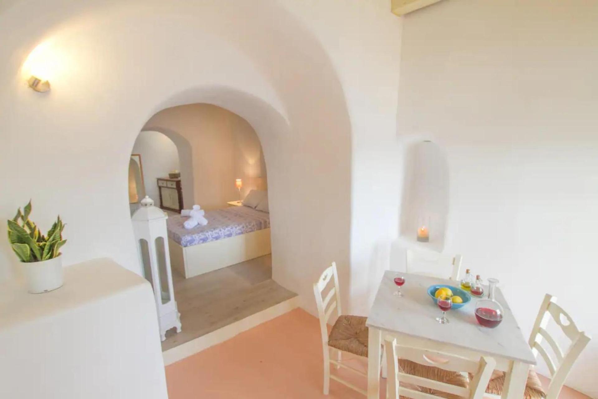 Holiday home Luxury Cave At Oia, Greece