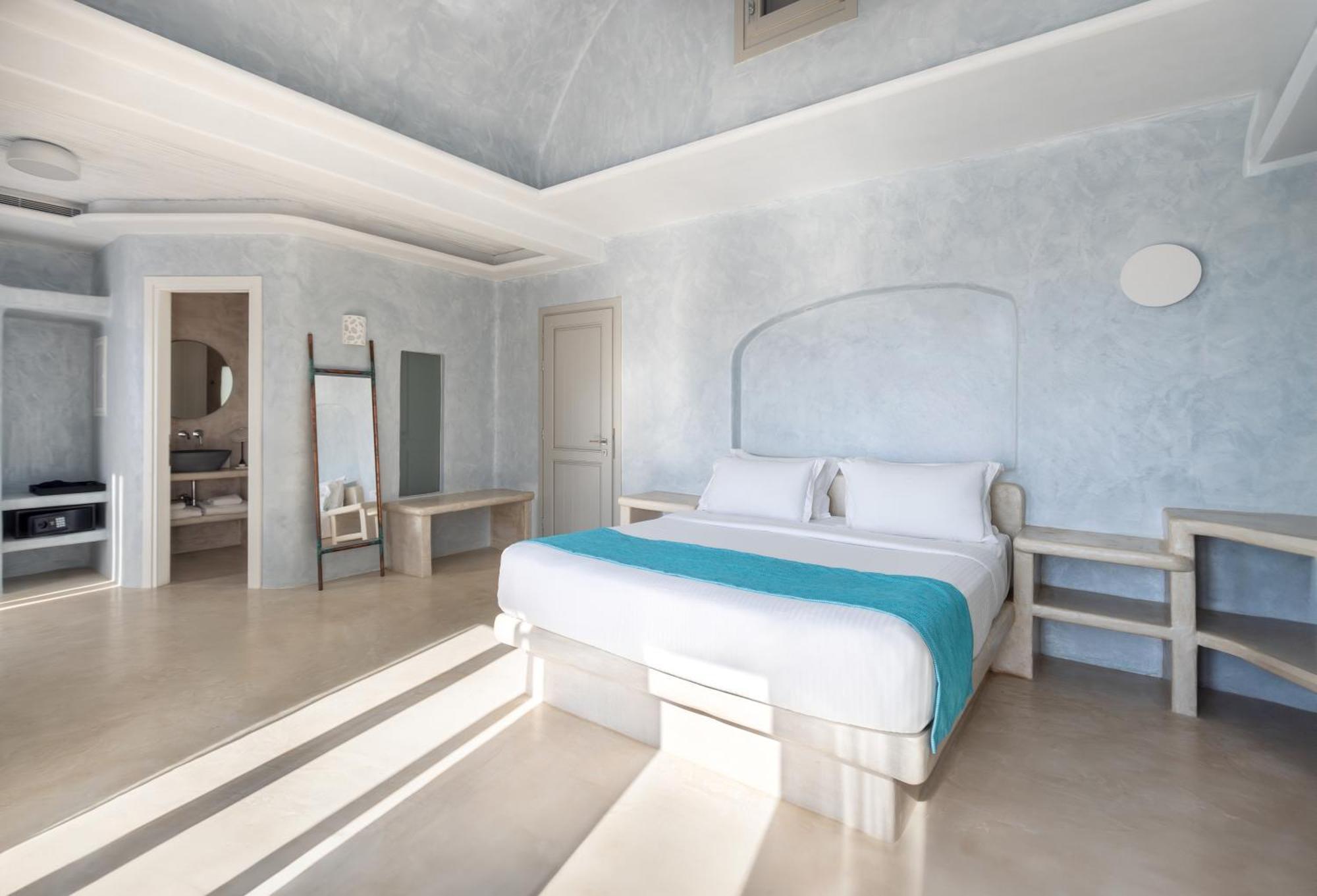Danae Santorini Oia (Santorini)