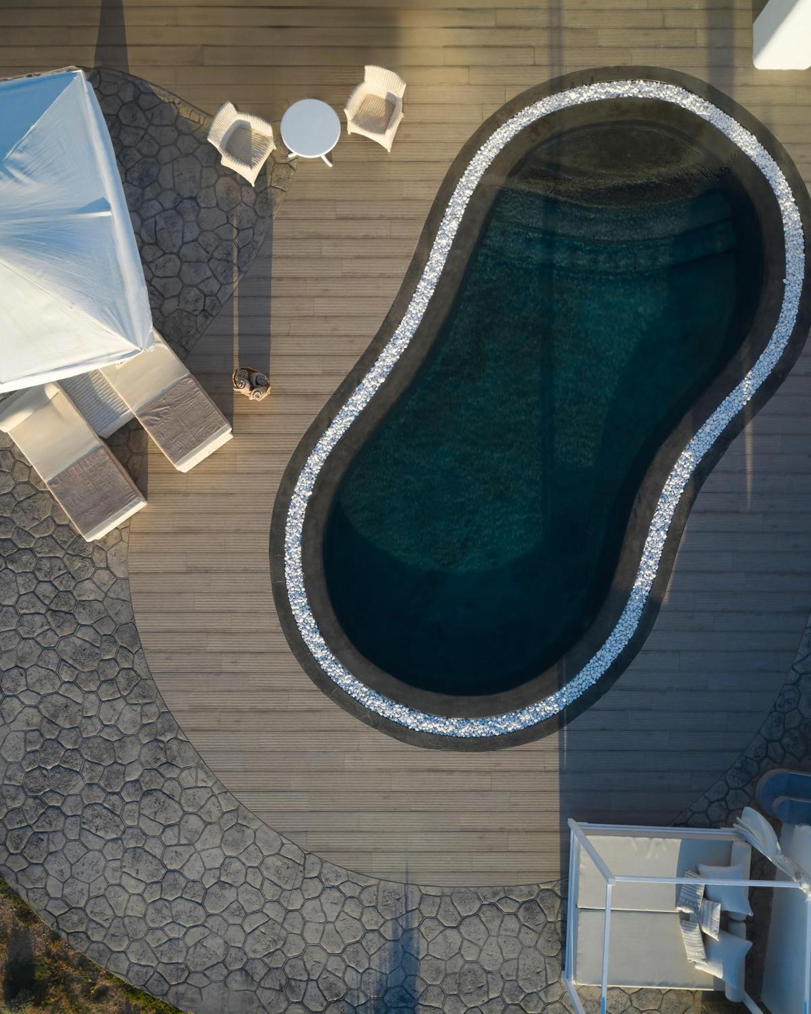 Danae Santorini Hotel 4*