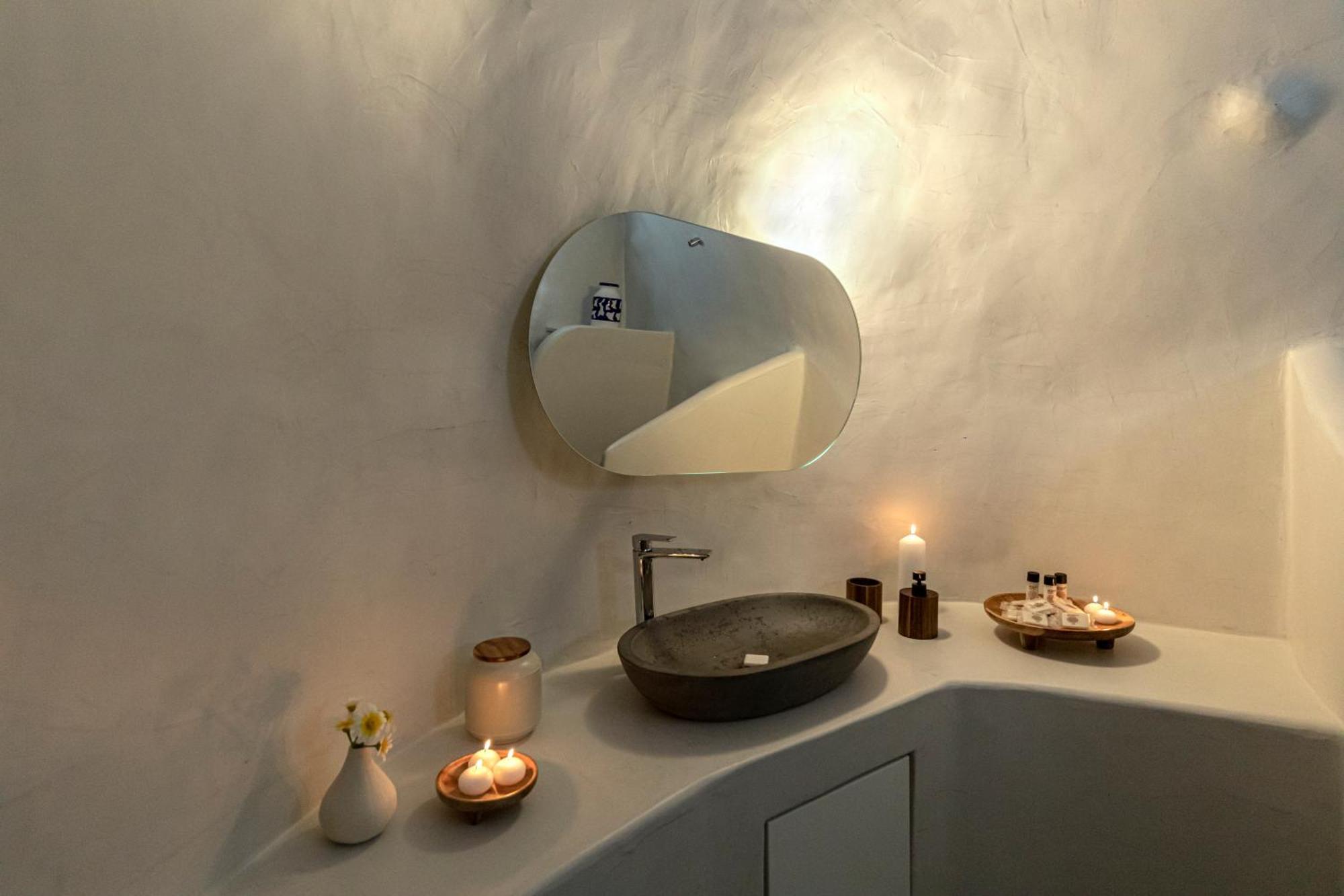 White Cave By Caldera * Oia (Santorini)