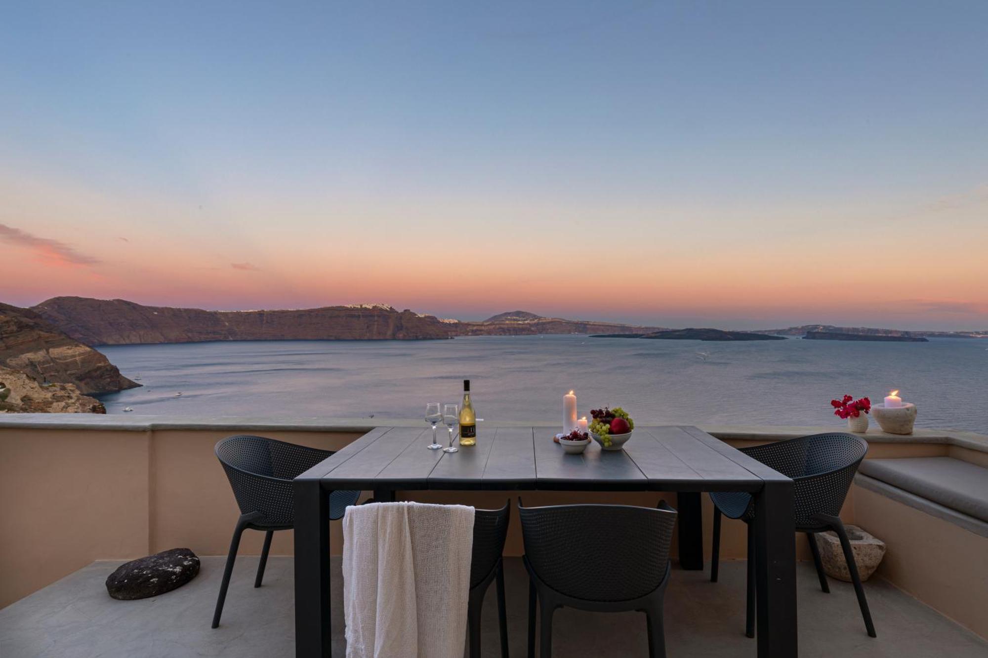 Caldera Villa