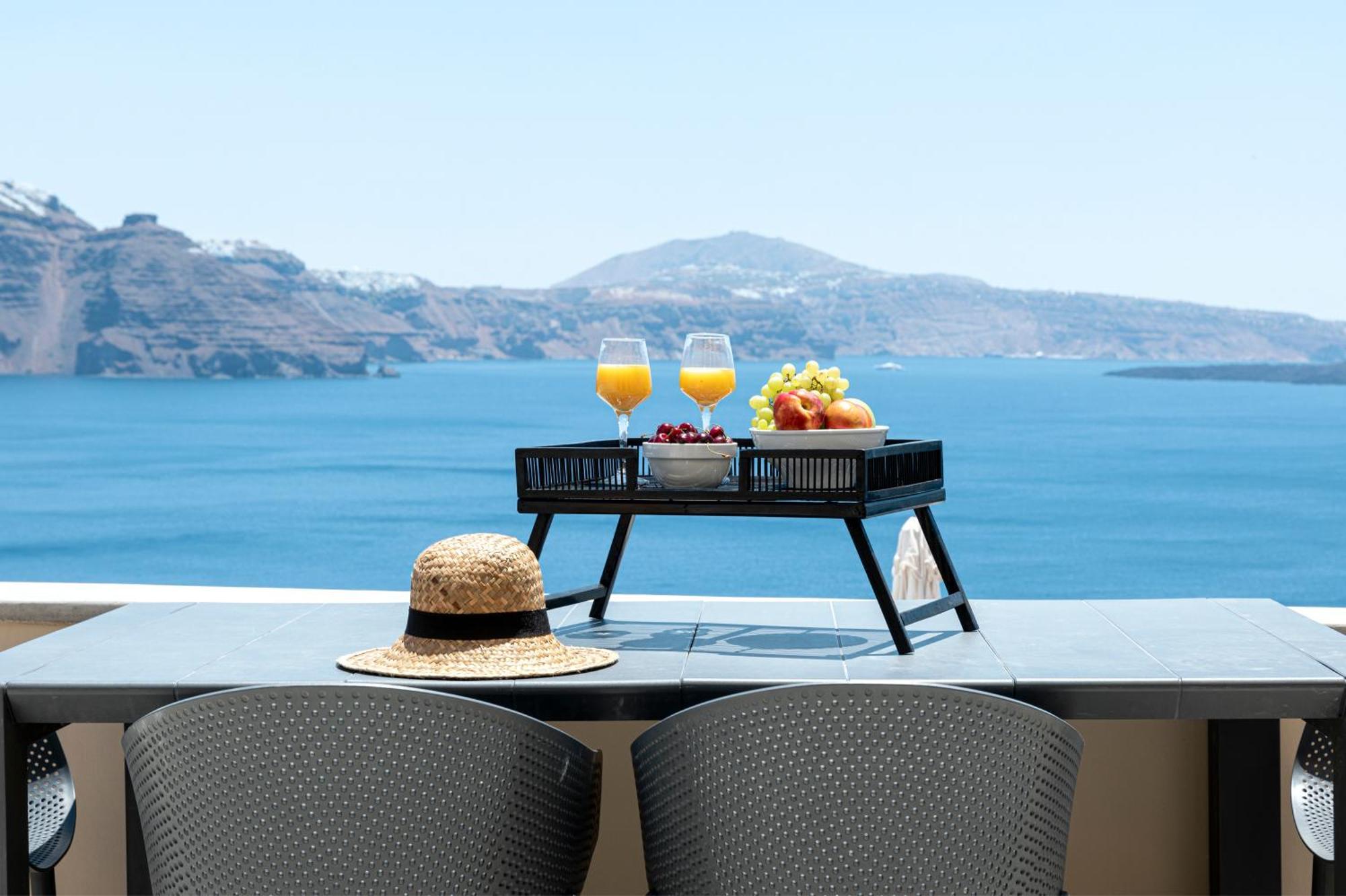 Caldera Villa Oia (Santorini)