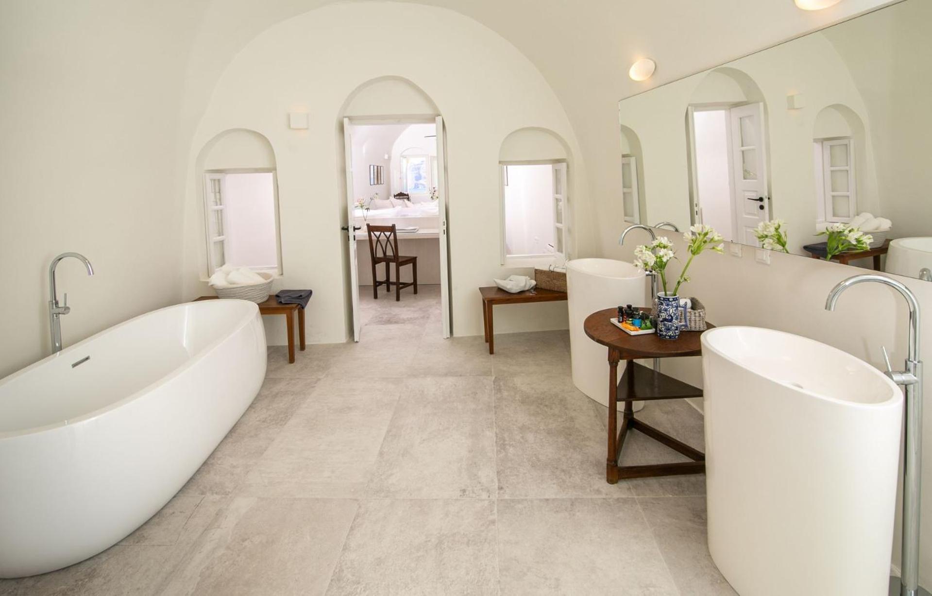 Elegant Santorini Aloia Private Hot Tub Air Conditioning 1 Bedrooms Villa