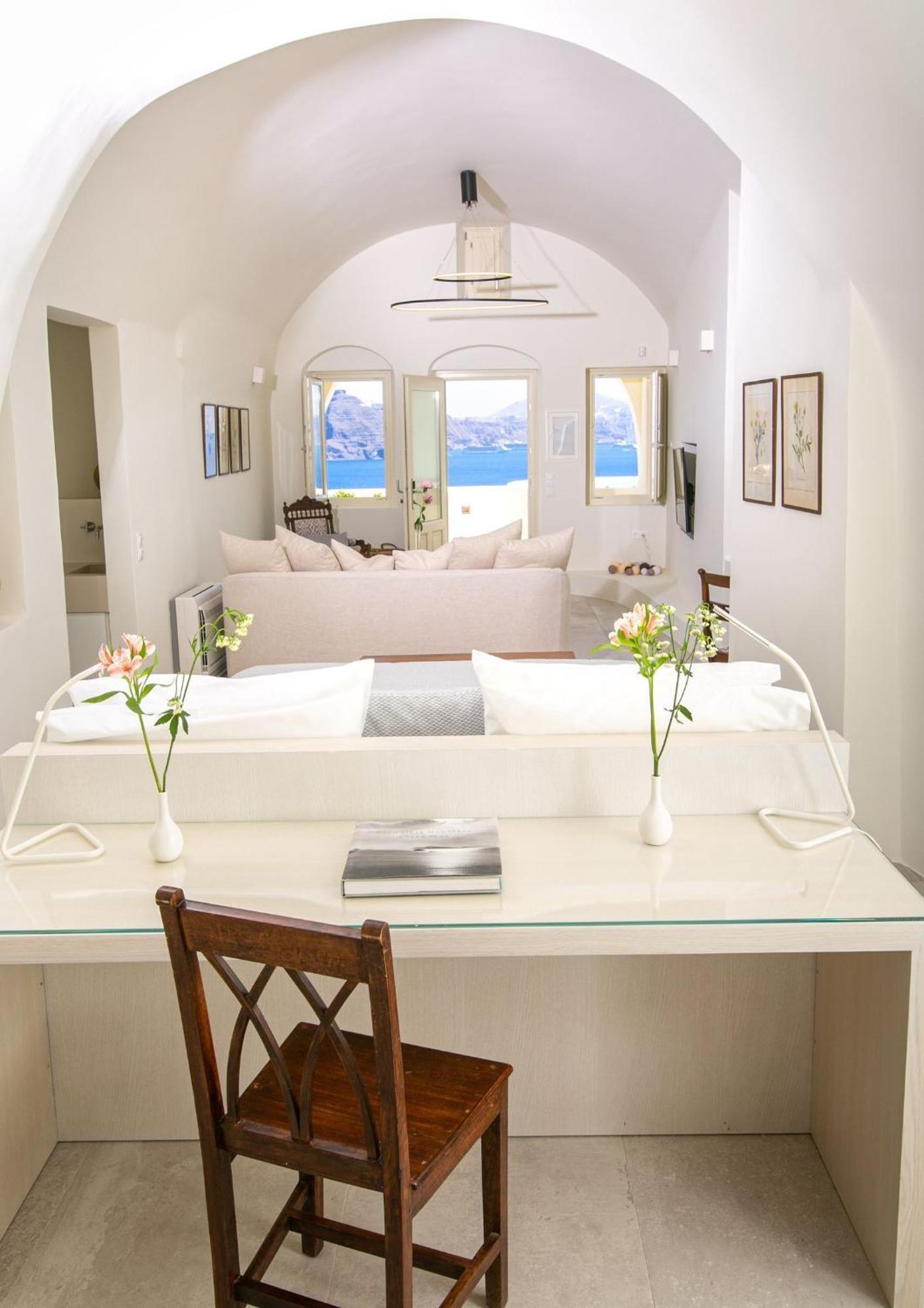 Villa Elegant Santorini Aloia Private Hot Tub Air Conditioning 1 Bedrooms Oia (Santorini)