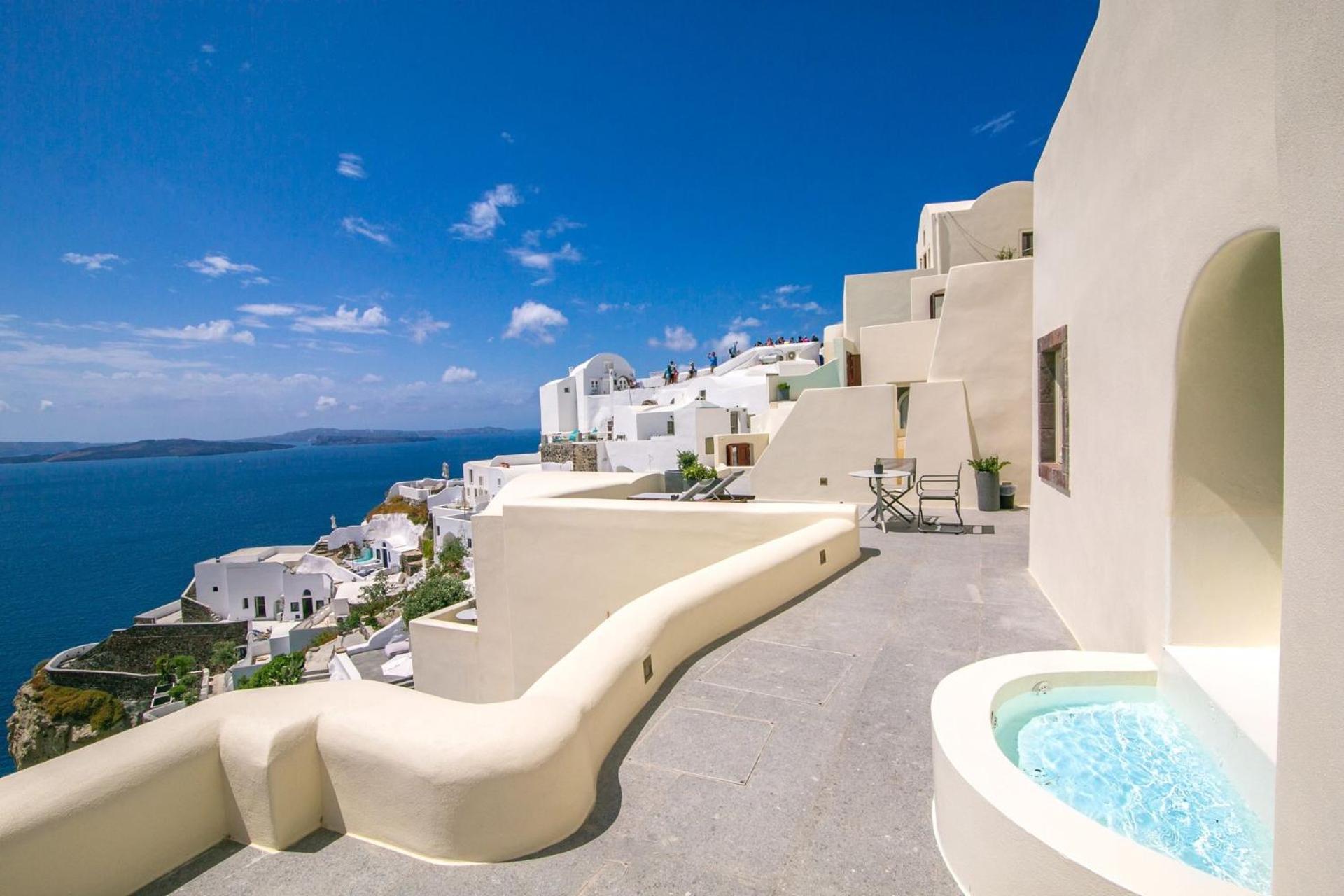 Elegant Santorini Aloia Private Hot Tub Air Conditioning 1 Bedrooms