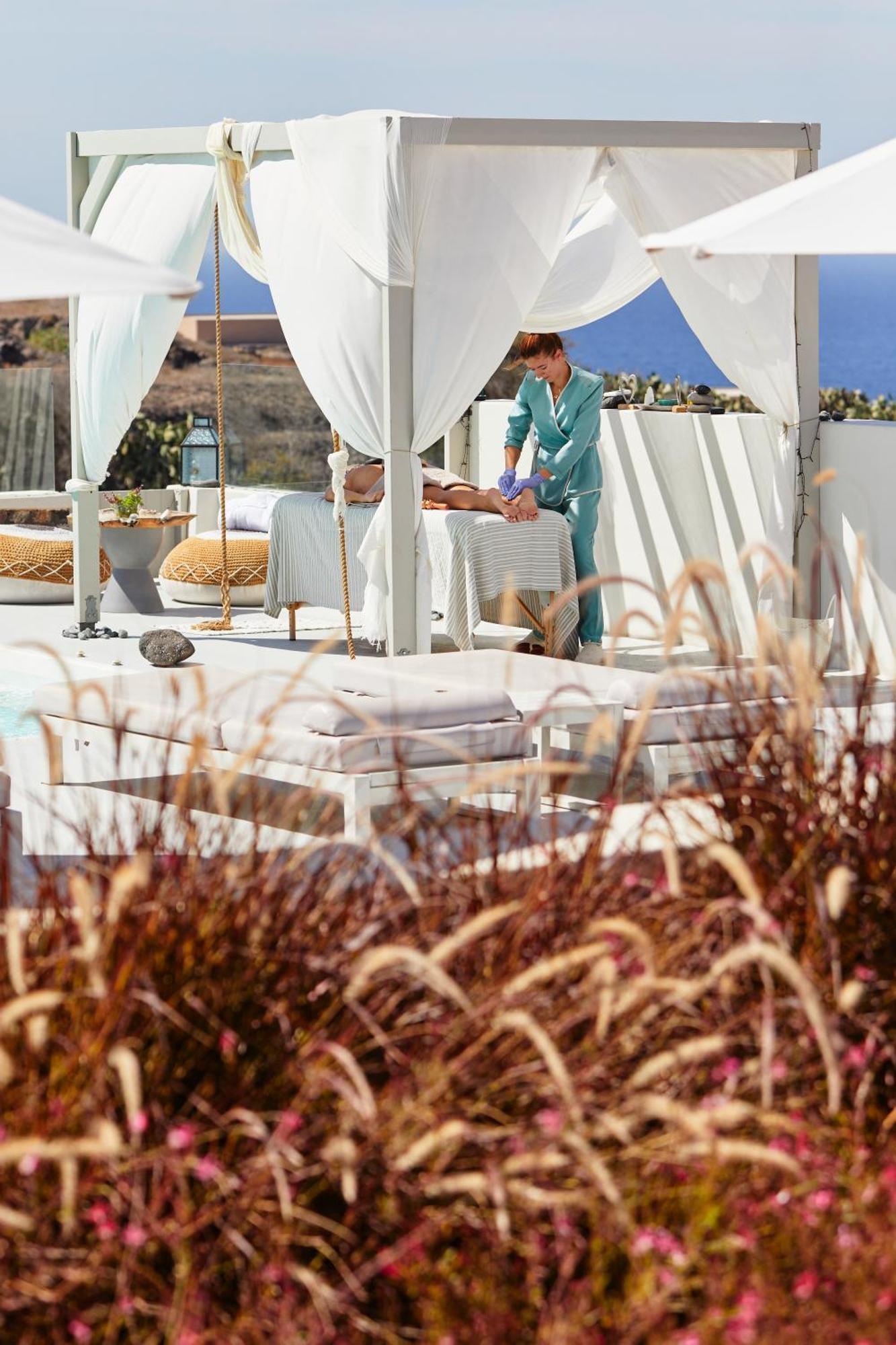 Hotel Adorno Oia (Santorini)