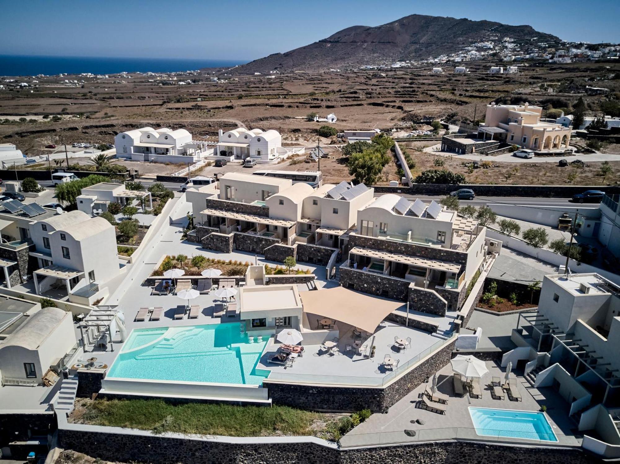 Adorno Oia (Santorini)