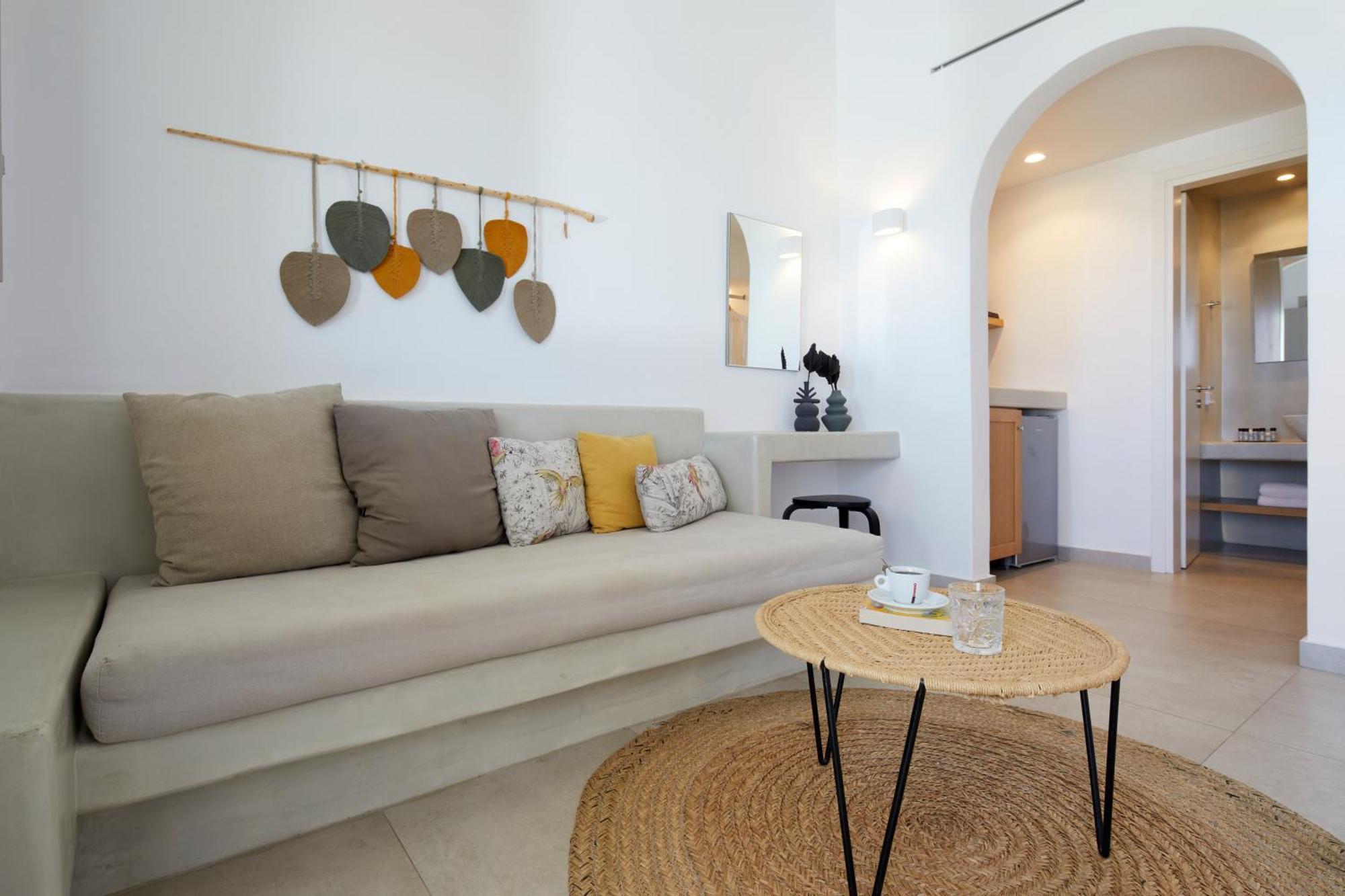 Hotel Adorno