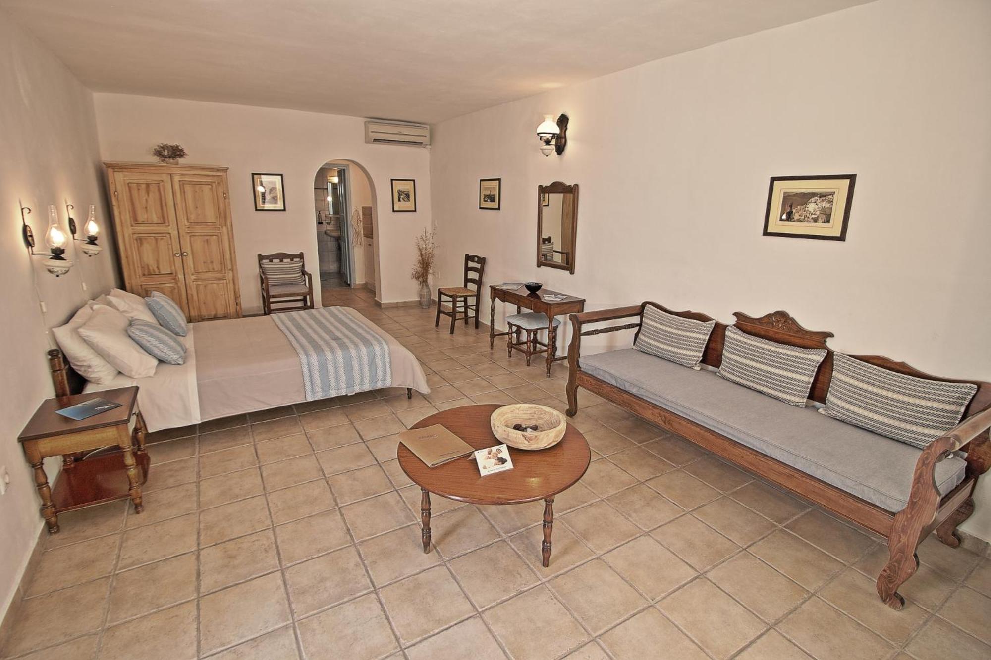 Aparthotel Aethrio 4*